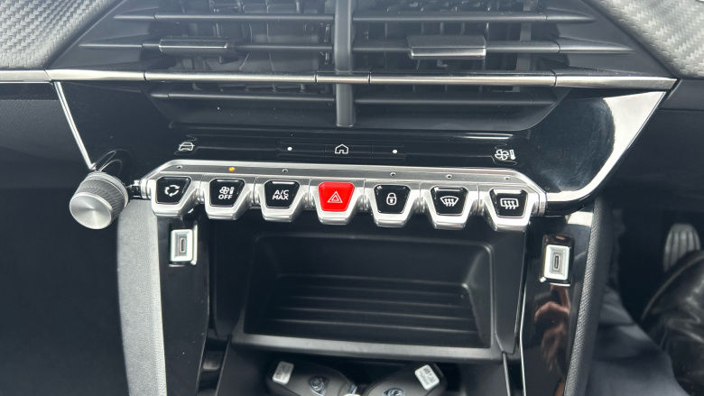 Peugeot 208 1.2 PureTech 100 Style 5dr Petrol Hatchback